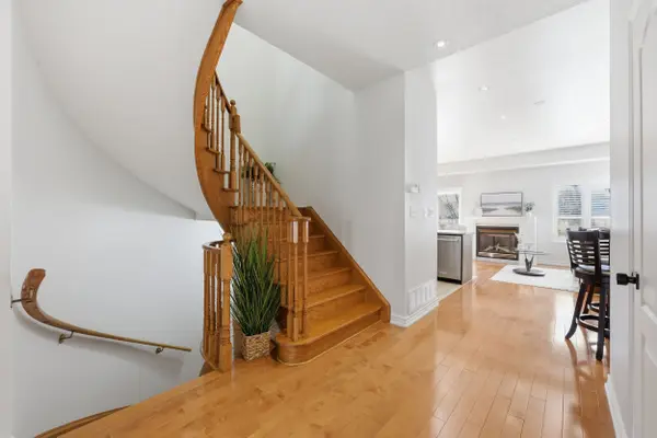 470 Faith DR #62, Mississauga, ON L5R 4E9