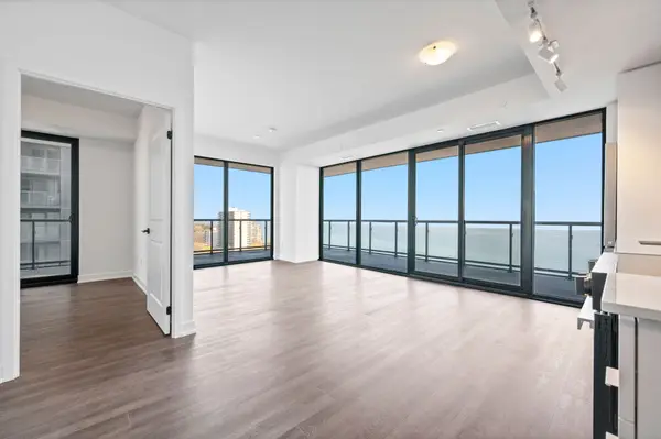 2075 Lakeshore RD #1104, Burlington, ON L7R 0H3