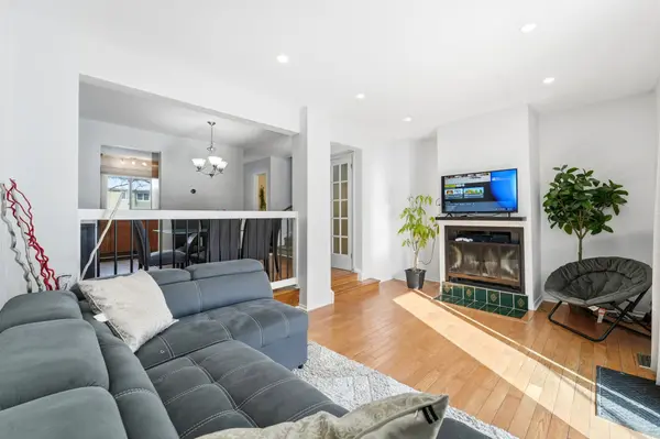 36 Barrow CRES #78, Kanata, ON K2L 2K1