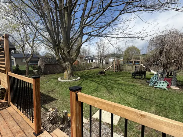 597 Gold ST, Warwick, ON N0M 2S0