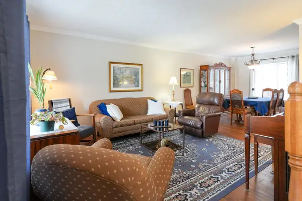 8 Sandpiper CT, Saugeen Shores, ON N0H 2L0