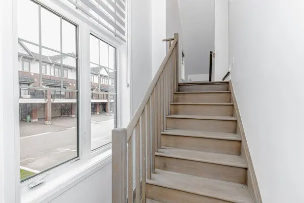 185 Bedrock DR #72, Hamilton, ON L8J 0M5