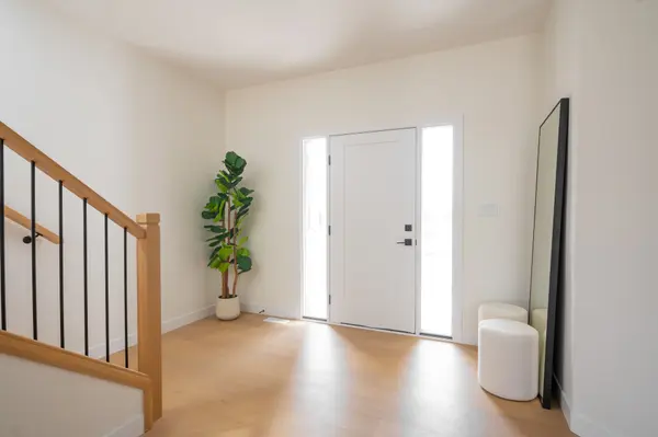 1378 Shields PL, London North, ON N6G 0Z8