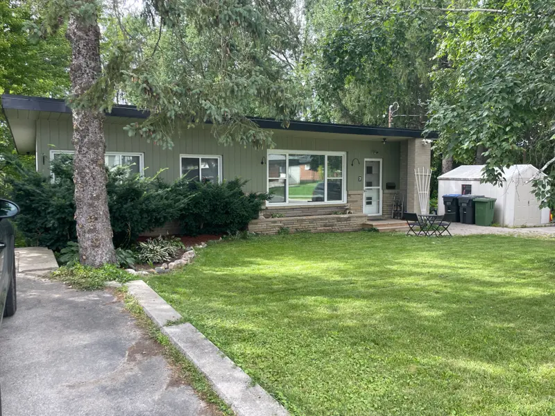 7 Hilltop DR #Upper, Caledon, ON L7C 1K7