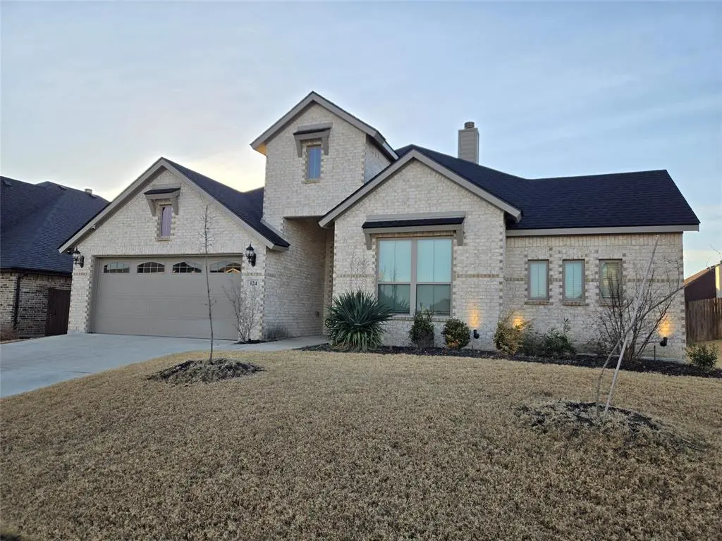 124 Trail Drive, Waxahachie, TX 75165