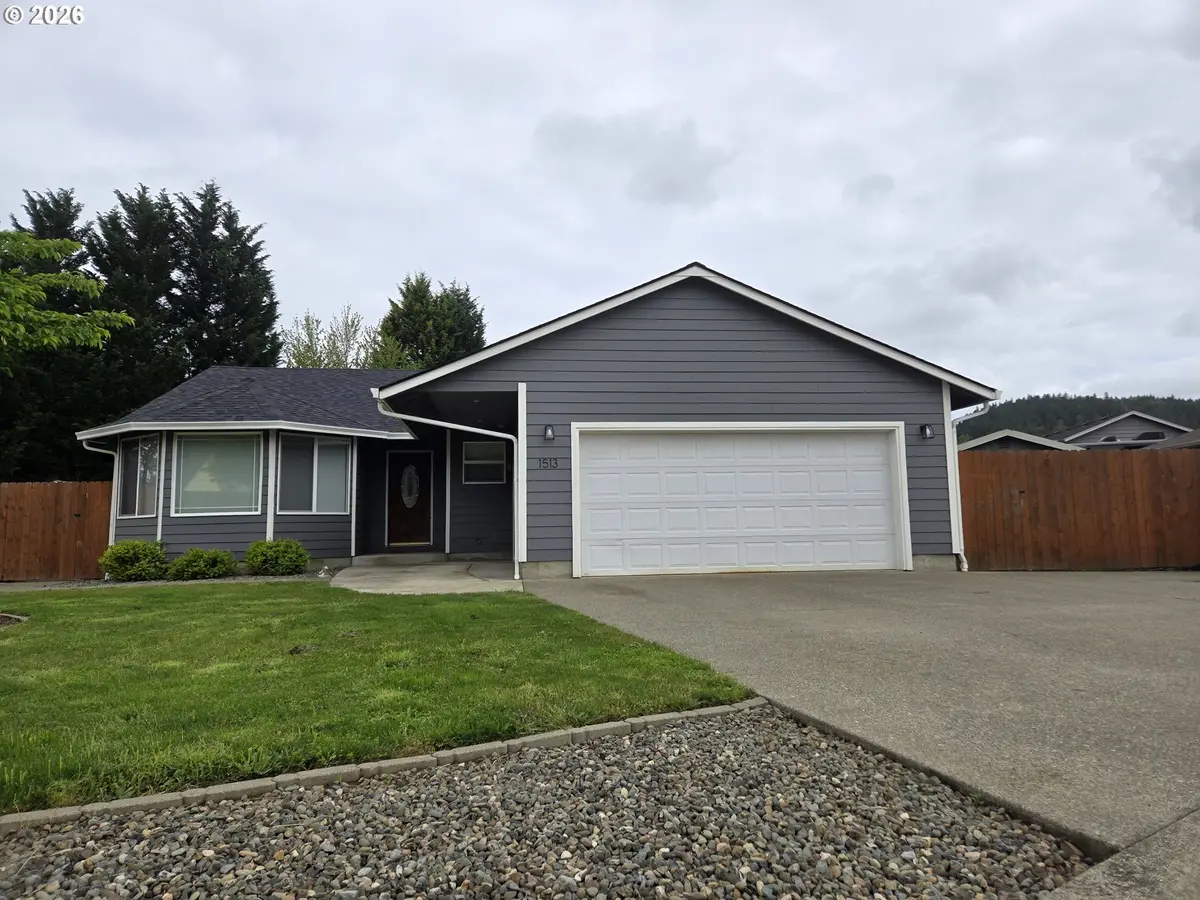 1513 FARRAH CT, Sutherlin, OR 97479