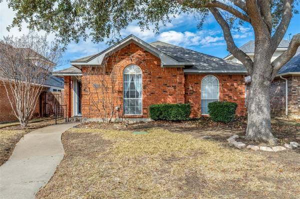 1527 Ranchview Lane,  Carrollton,  TX 75007