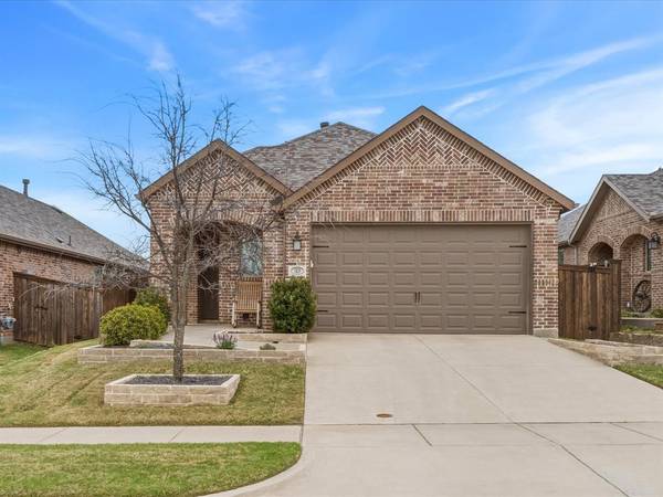 1829 Coronet Avenue,  Aubrey,  TX 76227