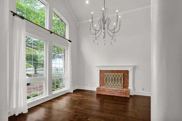 1003 Lakewood Drive, Mckinney, TX 75072