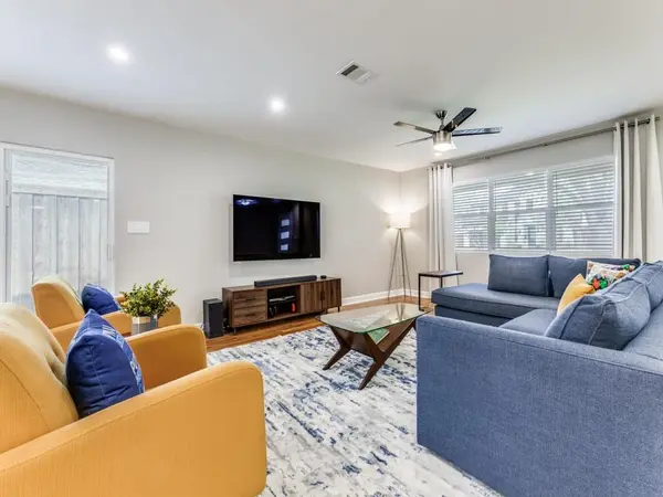 3564 Vinecrest Drive, Dallas, TX 75229