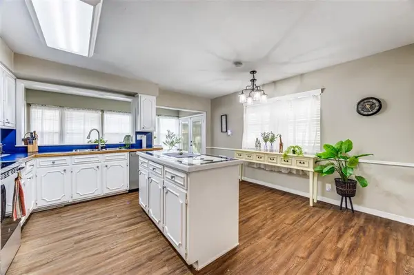 2705 N Woods Street, Sherman, TX 75092