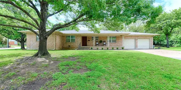 2303 Panhandle Street, Denton, TX 76201