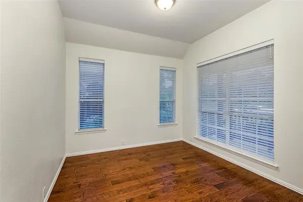 592 Burning Oak Drive, Frisco, TX 75036