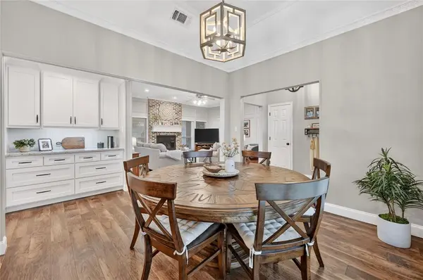 2007 Iron Horse Court, Arlington, TX 76017