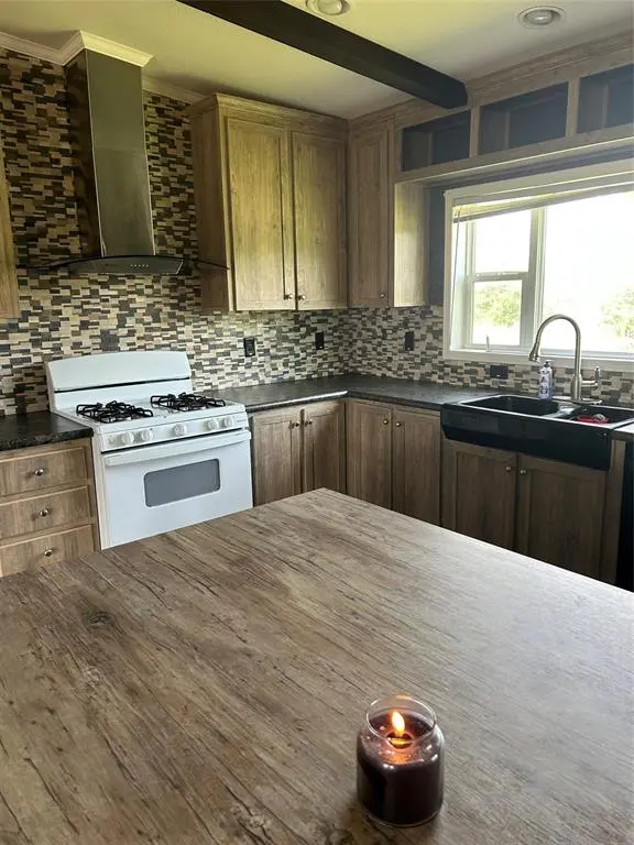 138 Hcr 2202 N, Aquilla, TX 76622