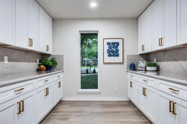 2400 Timbercreek Drive, Plano, TX 75075