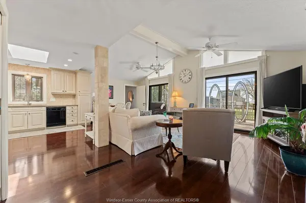 135 ESSEX Boulevard, Amherstburg, ON N9V 2Y8