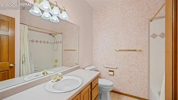 775 Tamarron DR, Colorado Springs, CO 80919