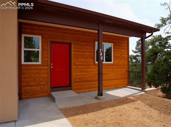 748 Pinewood RD, Florissant, CO 80816