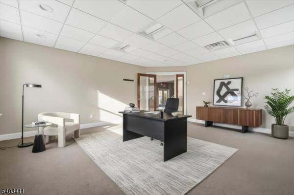 106 QUARRY RD COMMER CTR, Hamburg Boro, NJ 07419