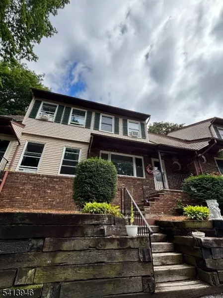 26 Wyker Rd, Franklin Boro, NJ 07416