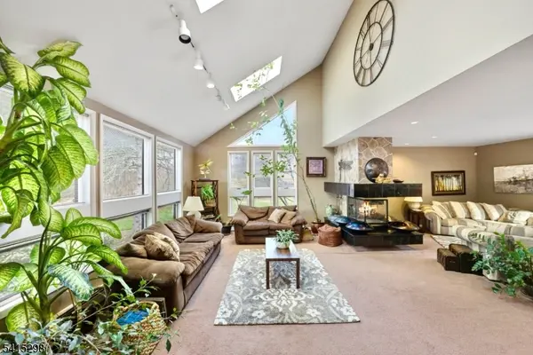 447 Rockaway Valley Rd, Boonton Twp., NJ 07005