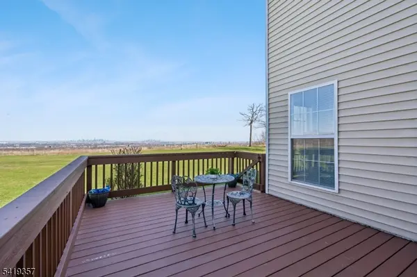 163 Dezenzo Ln, West Orange Twp., NJ 07052