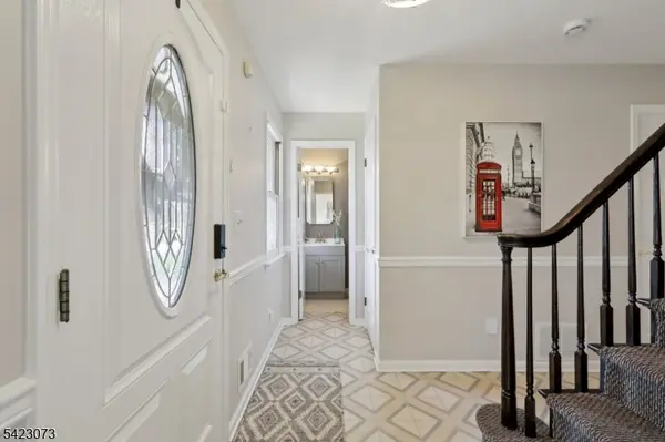 53 Salem St, Edison Twp., NJ 08820