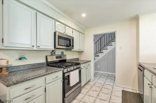 296 Berkeley Avenue, Bloomfield Twp., NJ 07003