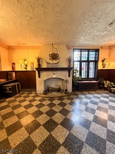 55 Randolph Pl #201, City Of Orange Twp., NJ 07079