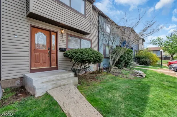 457 Brookside Ln, Hillsborough Twp., NJ 08844