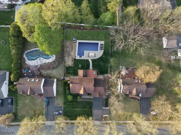 5 Fowler Pl, Montville Twp., NJ 07045