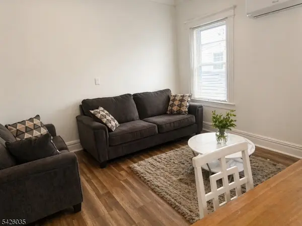 19 Cloverhill Pl, Montclair Twp., NJ 07042