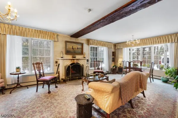 691 Ridgedale Ave, East Hanover Twp., NJ 07936