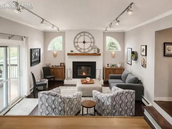 810 Broadview PL, Colorado Springs, CO 80904