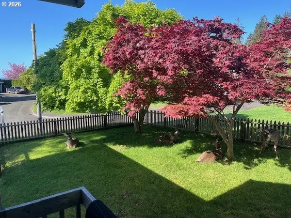 320 SOUTH ST, Astoria, OR 97103