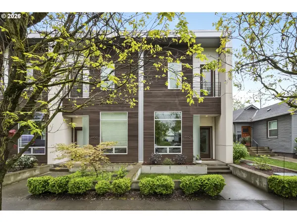 4442 SE STARK ST, Portland, OR 97215