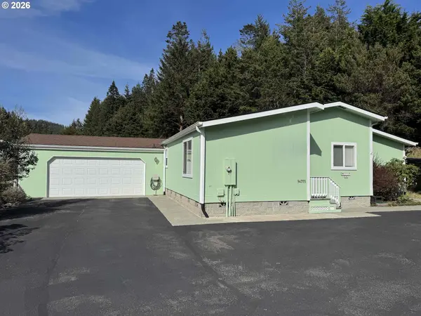 94355 ELEVENTH ST, Gold Beach, OR 97444