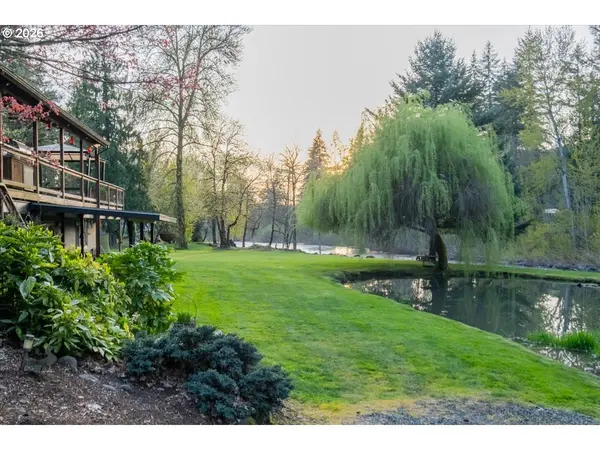 42801 ISLAND INN DR, Lebanon, OR 97355