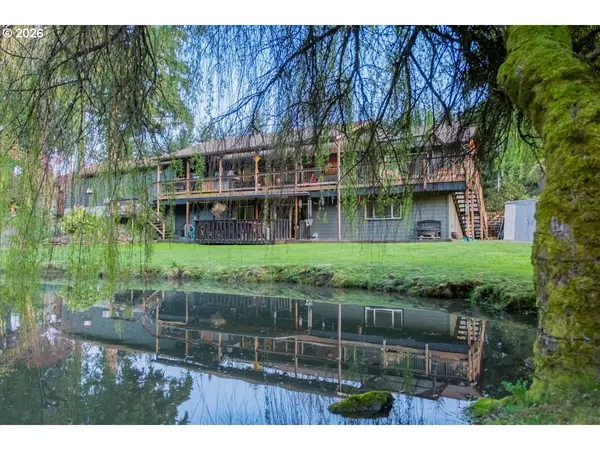 42801 ISLAND INN DR, Lebanon, OR 97355