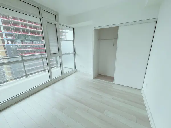 290 Adelaide ST W #3102, Toronto C01, ON M5V 0P3