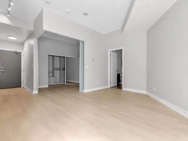 169 Fort York BLVD #216, Toronto C01, ON M5V 0C8