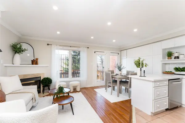 50 Markham RD #2, Toronto E08, ON M1M 2Z4