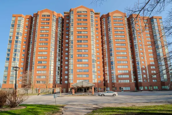 2466 Eglinton AVE E #PH03, Toronto E08, ON M1K 5J8