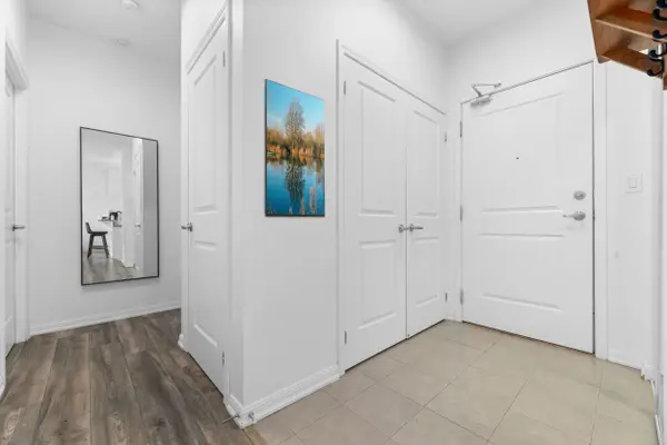 1 Sidney LN #303, Clarington, ON L1C 0N5