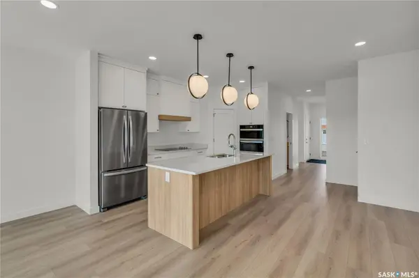 720 Brighton BOULEVARD #6, Saskatoon, SK S7V 1X1