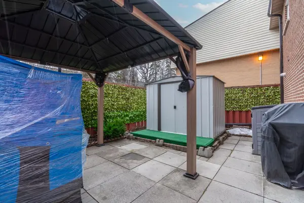 3175 Kirwin AVE #45, Mississauga, ON L5A 3M4