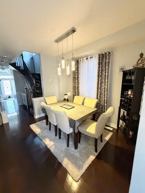 82 Chesterwood CRES, Brampton, ON L6Y 0Z5