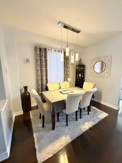 82 Chesterwood CRES, Brampton, ON L6Y 0Z5