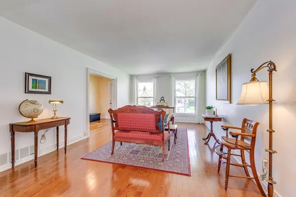 2518 Fifth Line W Line S, Mississauga, ON L5K 1W2